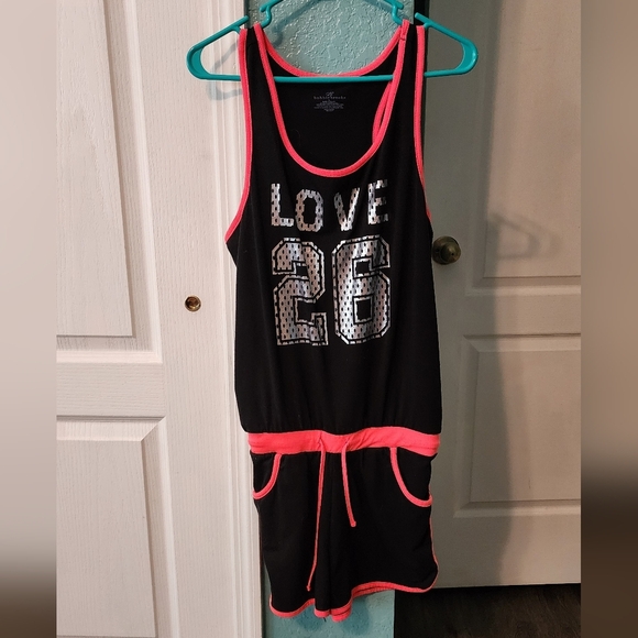 Bobbie Brooks LOVE jumper romper jumpsuit - Picture 1 of 7